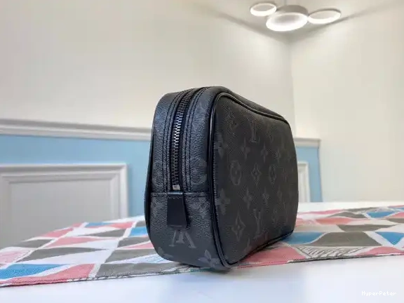 POUCH PM TOILETRY LOUIS VUITTON 0630
